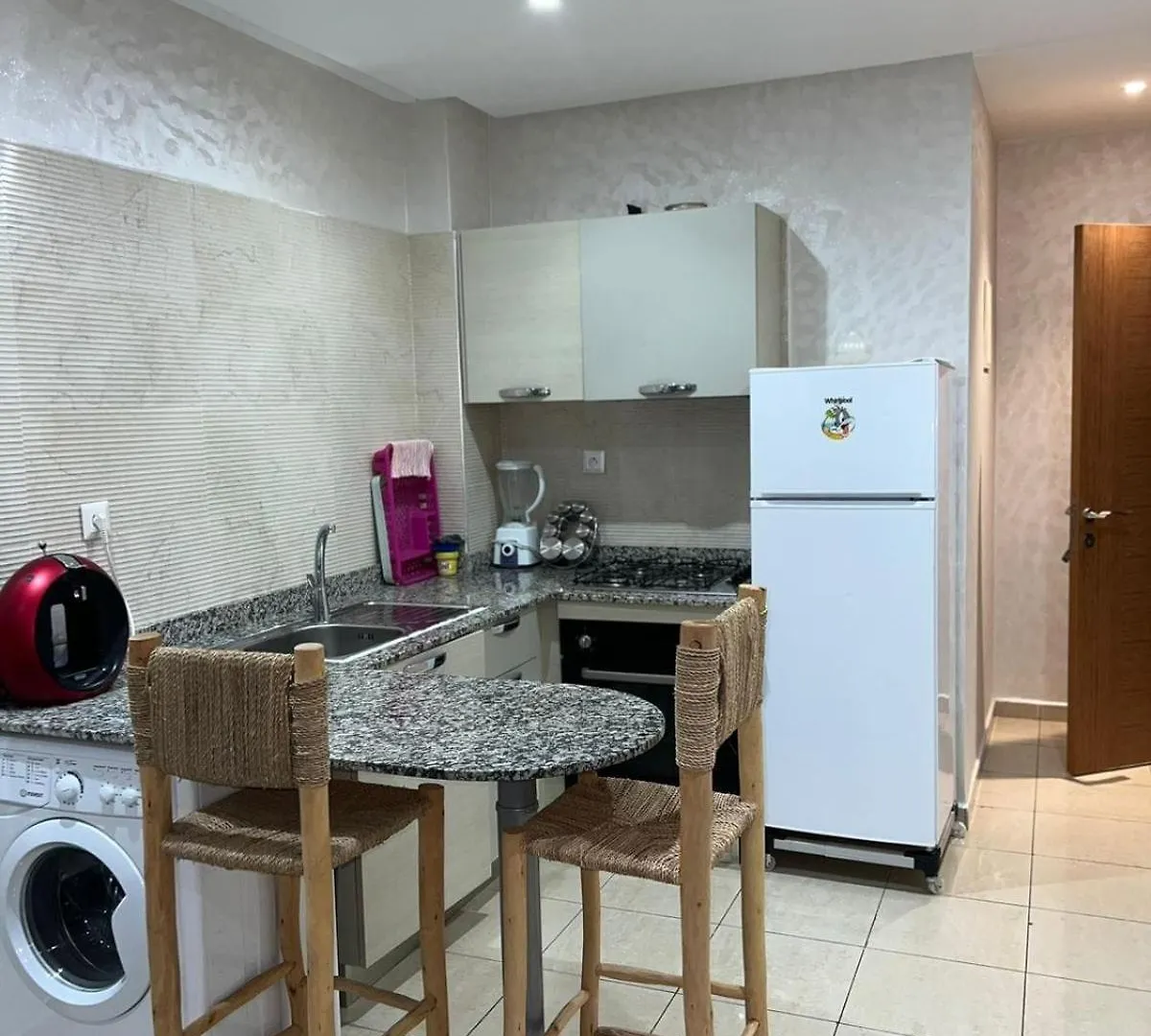 Appartement De Luxe Avec Piscine Agadir 0*,  Marocko